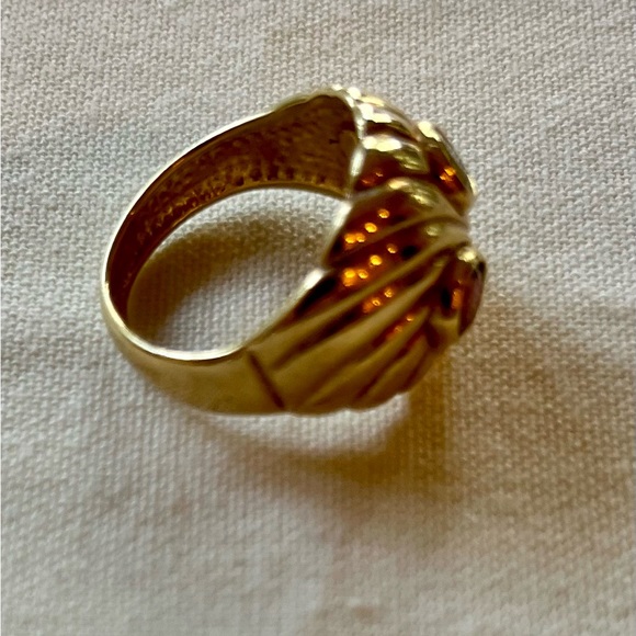 Vintage 14K Gold Garnet and Peridot Ring - Picture 10 of 16